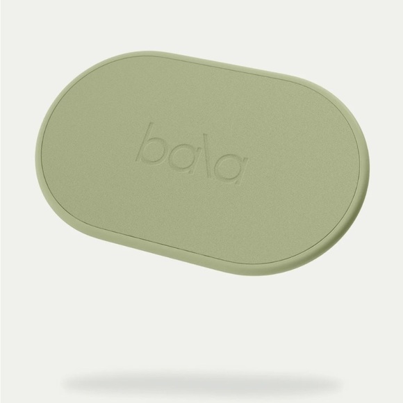 BALA SLIDERS in Light Green with Travel Pouch - Picture 2 of 4